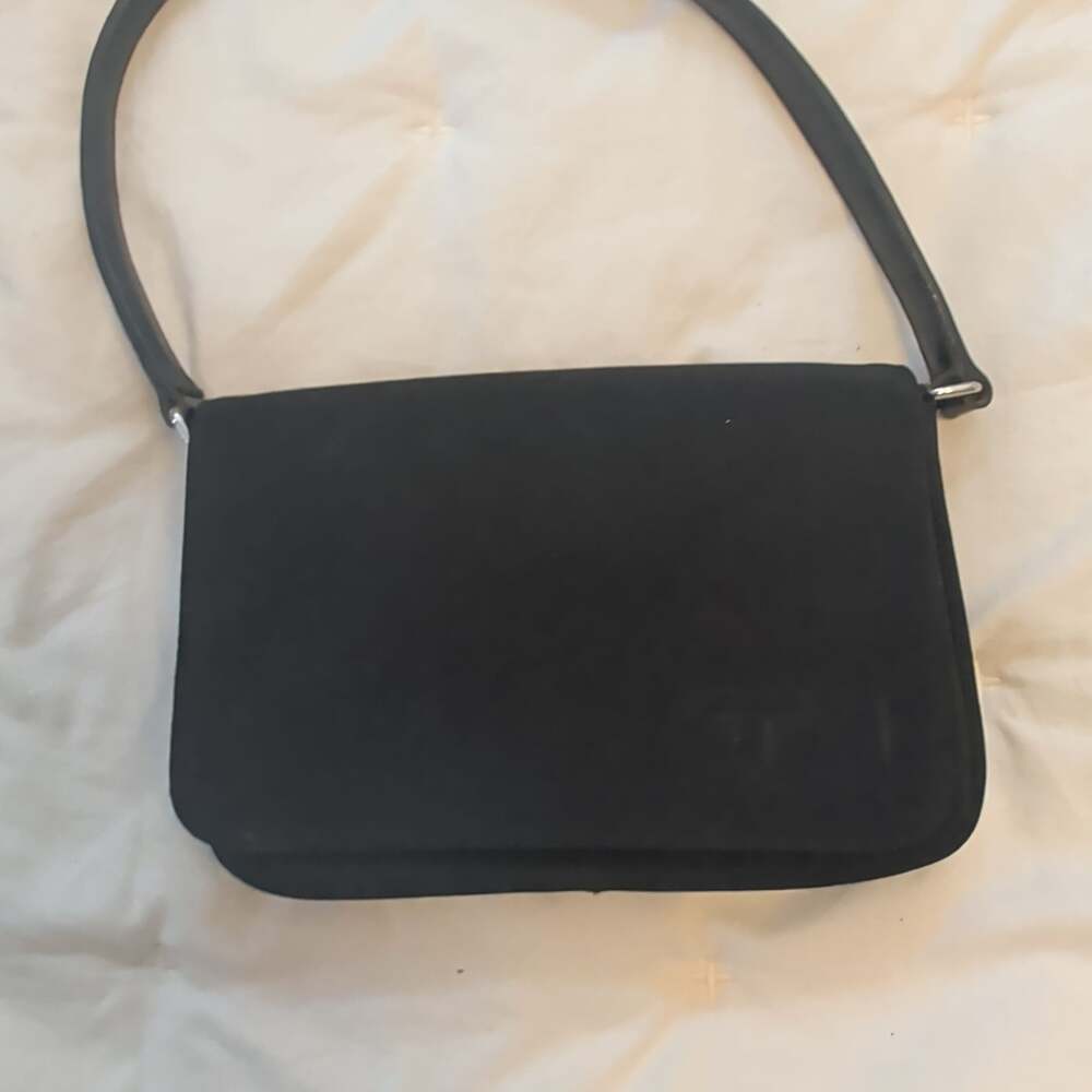 Tommy Hilfiger Black Nylon Flap Shoulder Bag Y2K style with TH Monogram